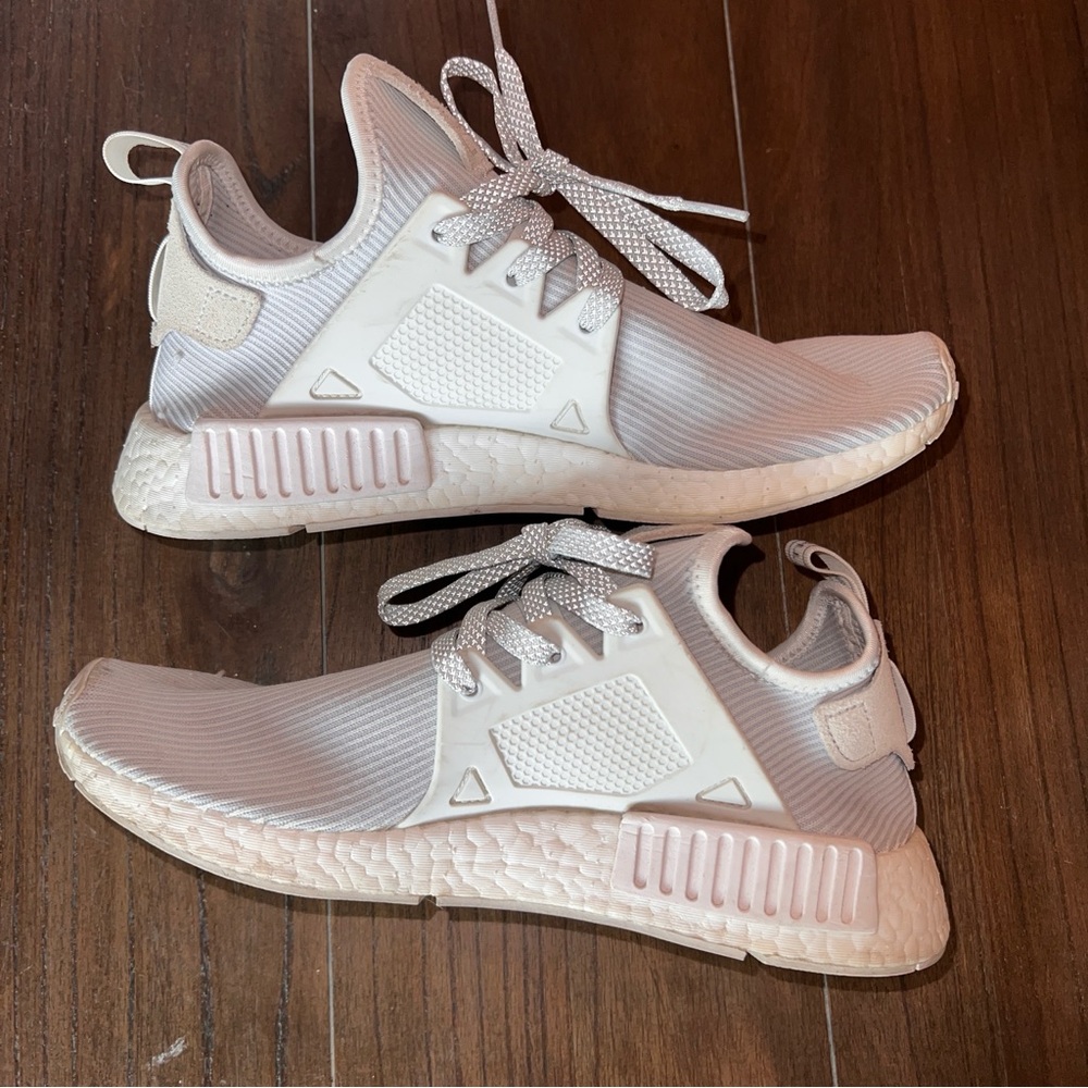 Women’s adidas NMD XR1 white/grey sneakers (size8)